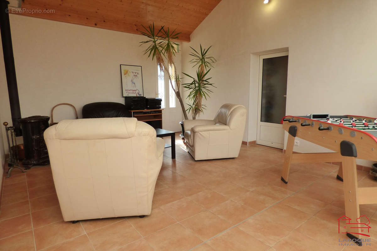 Maison à LAROQUE-TIMBAUT