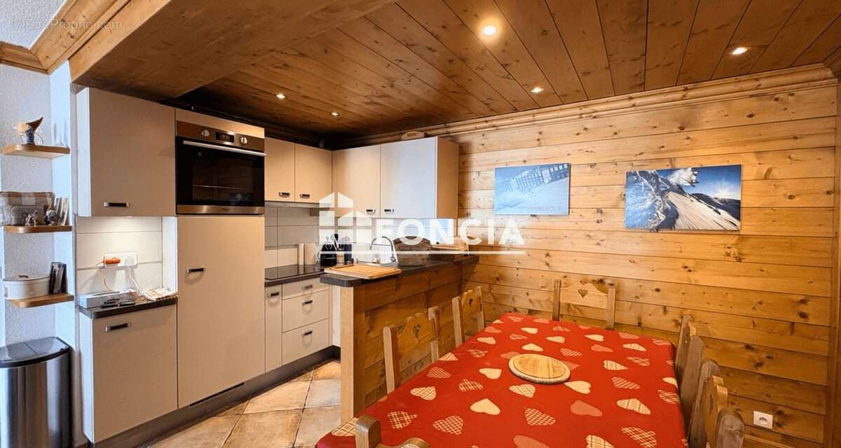 Appartement à LES ALLUES