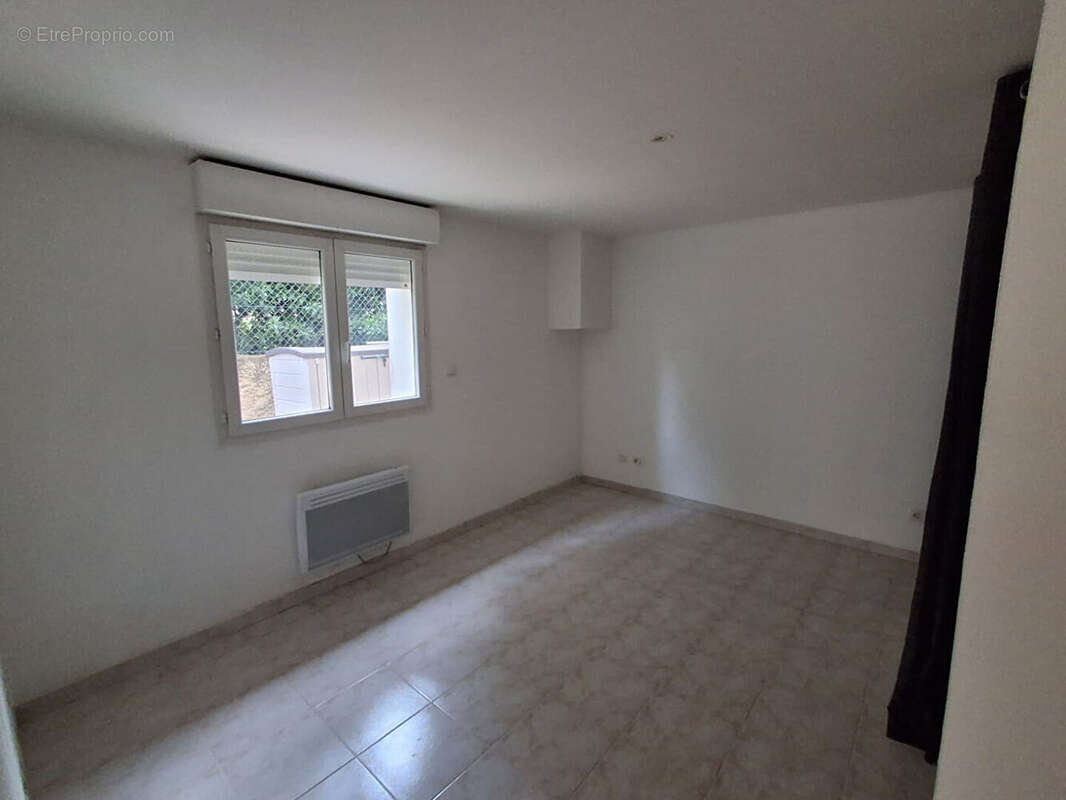 Appartement à ROGNAC
