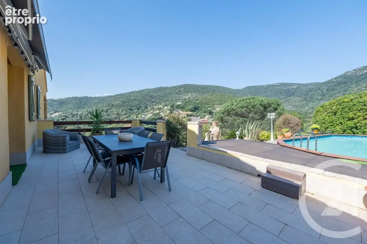 Maison 4 pièces 124 m² à vendre à Le Lavandou (83980) - photo 12