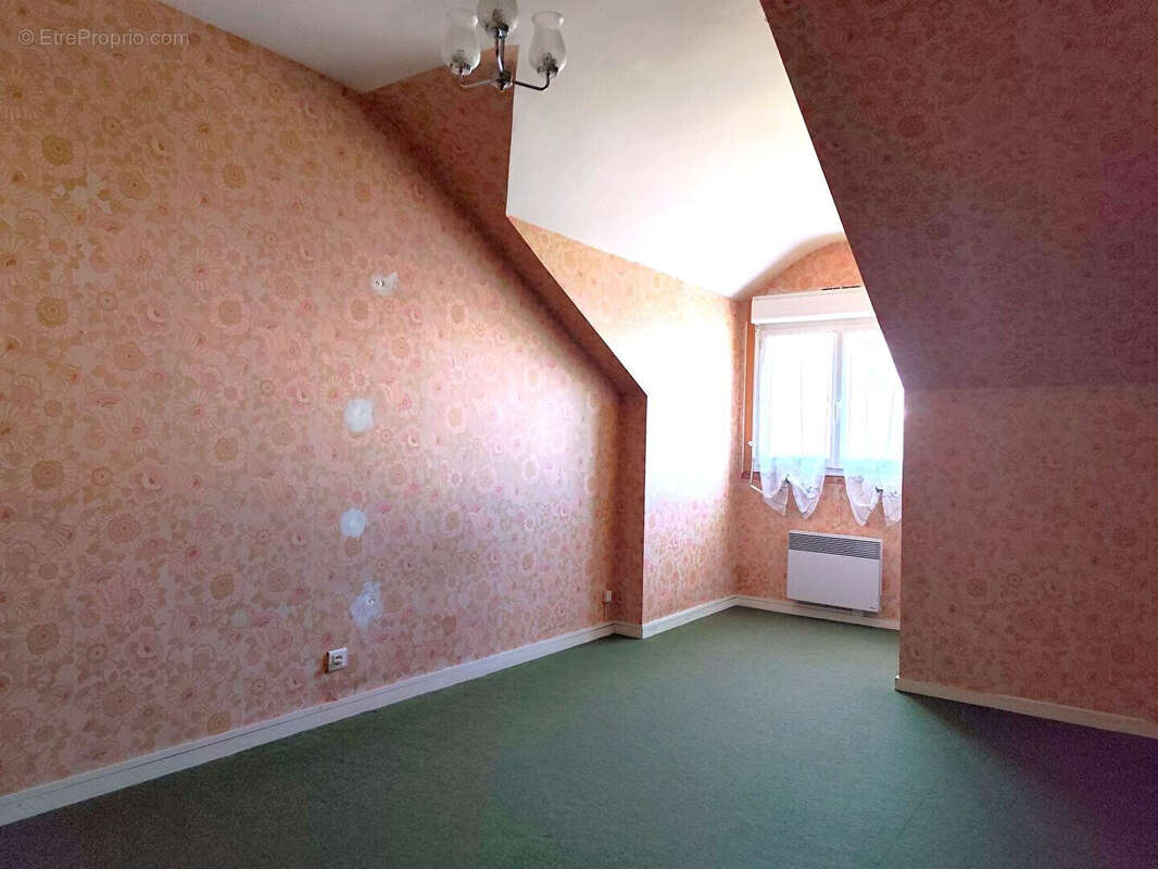 Maison à LE POULIGUEN