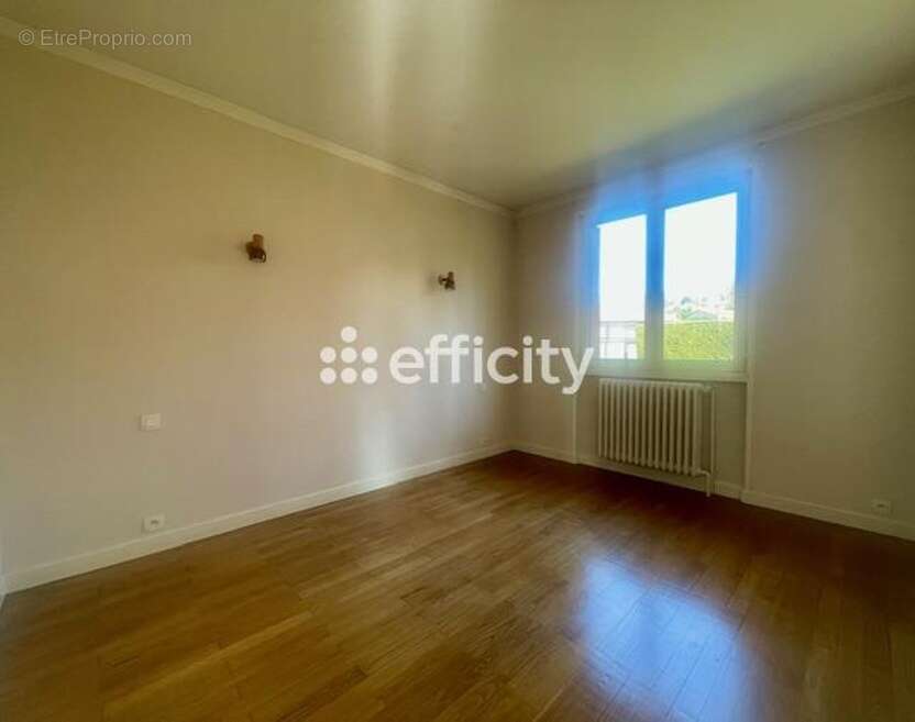 Maison à ROUSSILLON