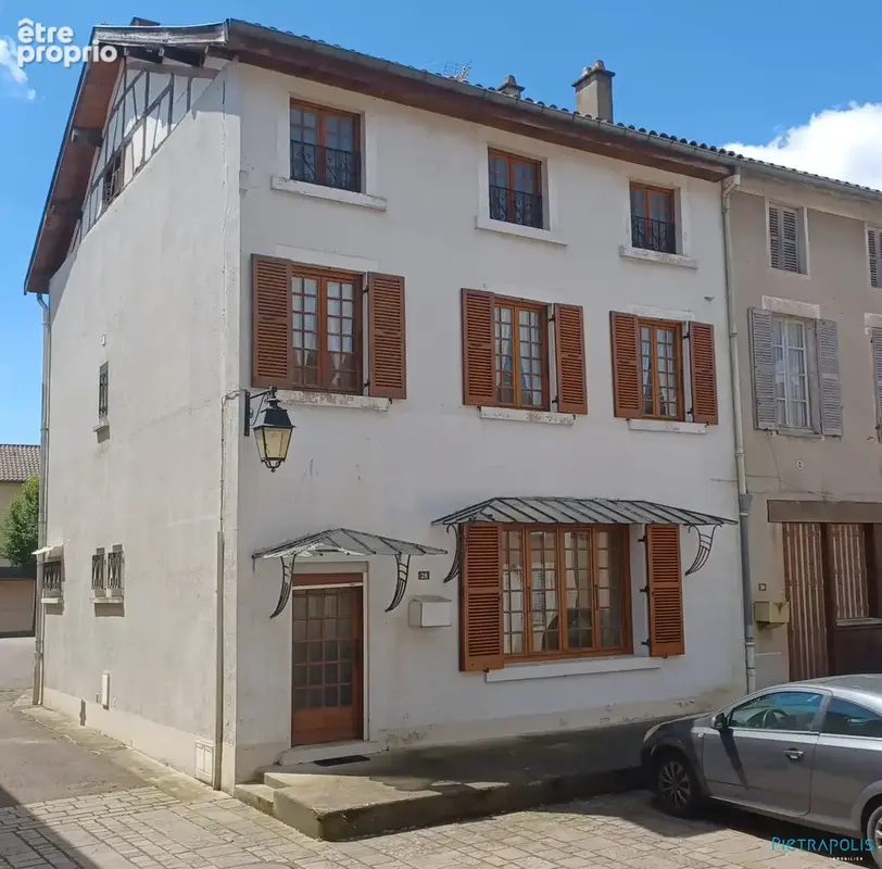Maison à ROMENAY