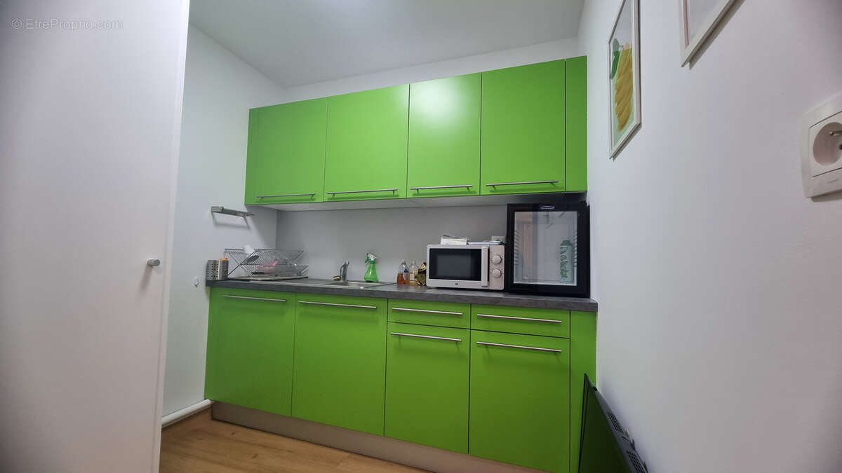 Appartement à SOLLIES-PONT