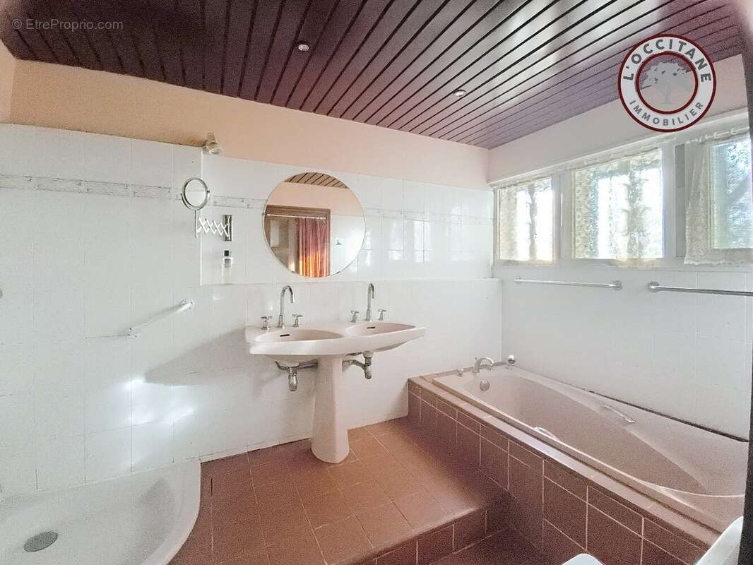 Maison à MAUVEZIN
