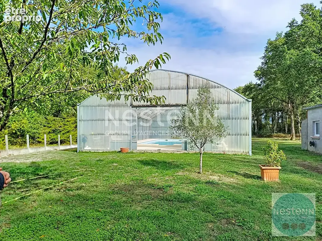 Maison de plain-pied à vendre à Cormeray -  Piscine creusée - 9472 m² de terrain - photo 19