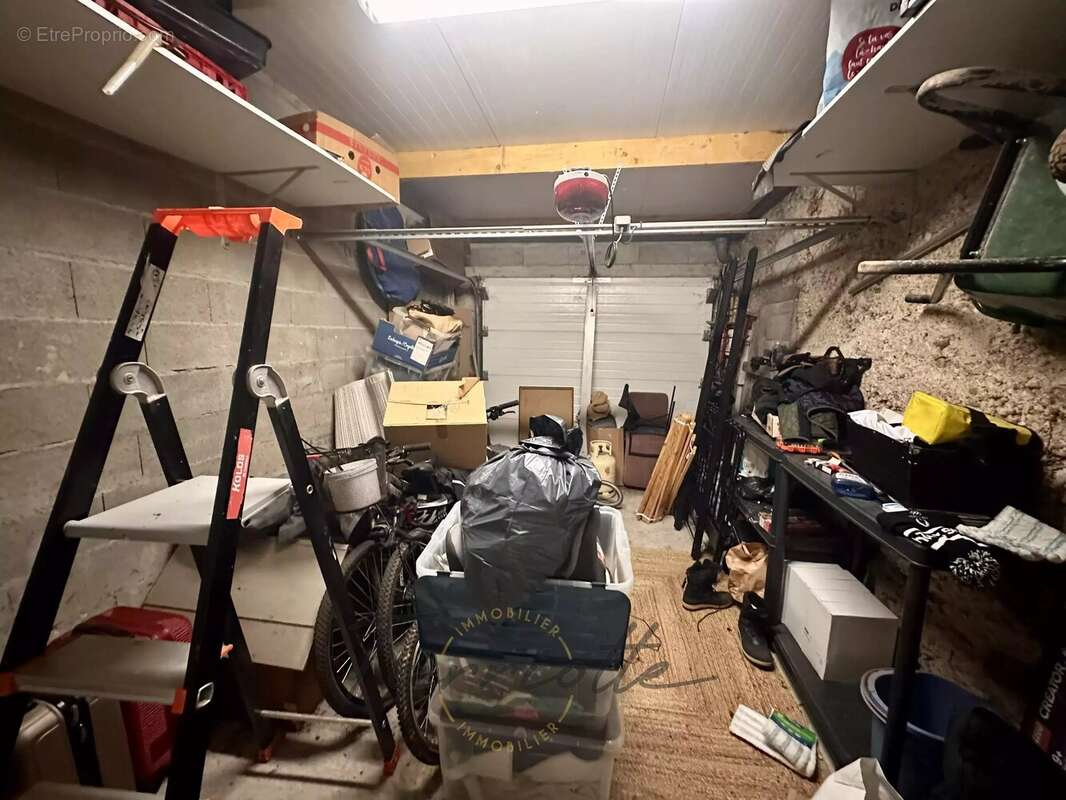 Maison à MALATAVERNE