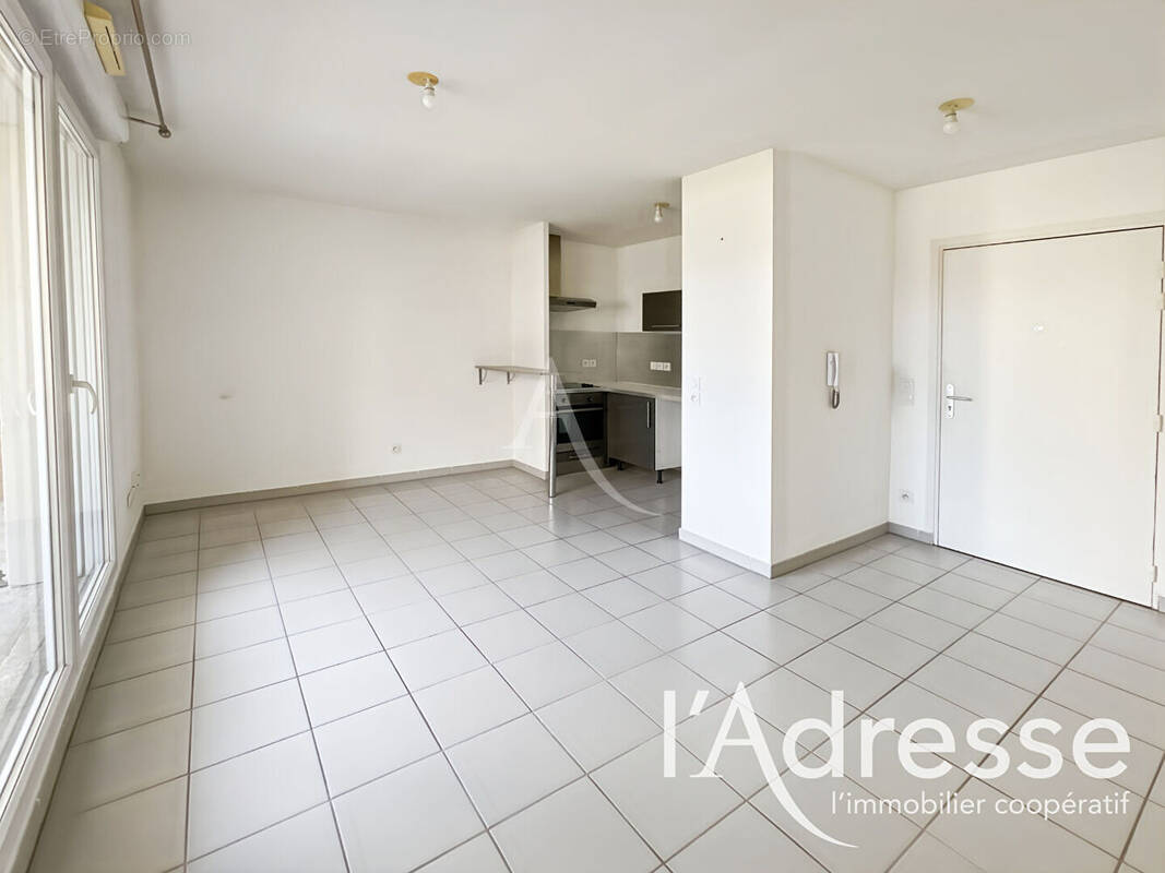 Appartement à MARSEILLE-12E