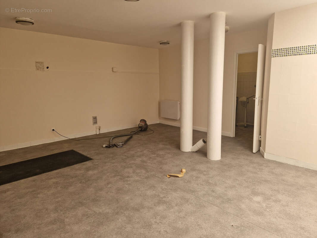 Commerce à LE PUY-EN-VELAY