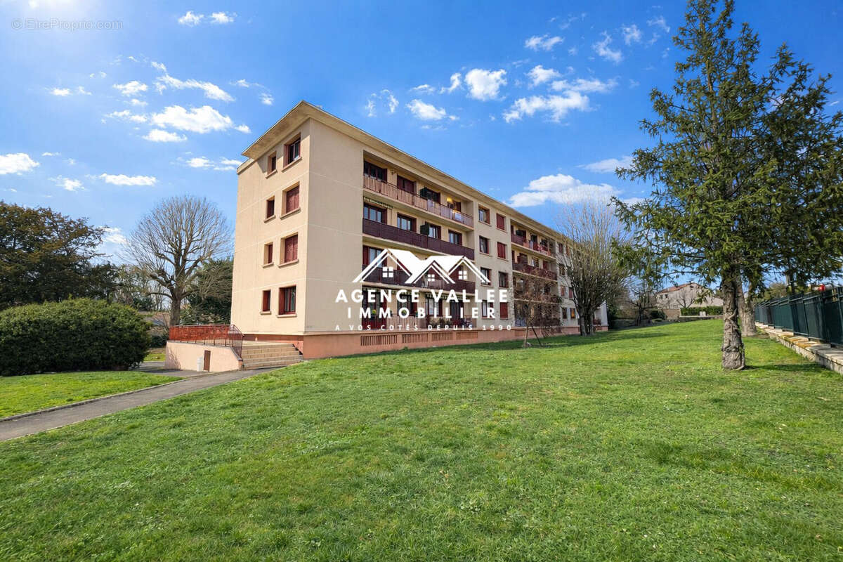 Appartement à SAINT-GERMAIN-LES-CORBEIL