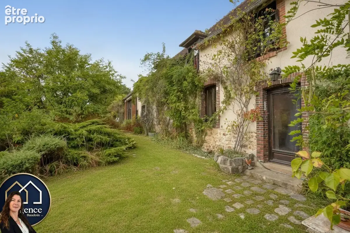 Maison 255 m² à La Boissiere-Ecole  - photo 4