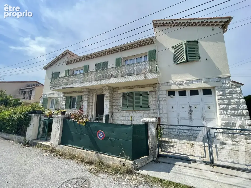 Appartement 5 pièces 147 m² à vendre à Saint-Laurent-Du-Var (06700) - photo 3