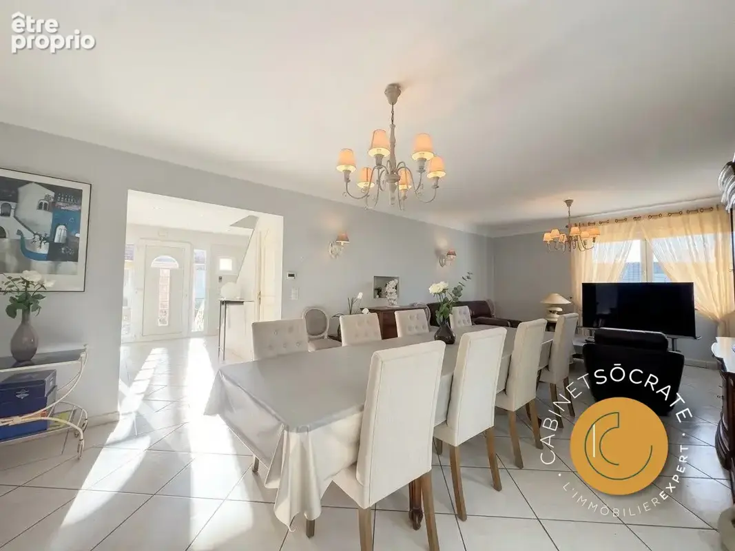 Maison 9 pièces 228 m² à vendre à Vandoeuvre-Les-Nancy (54500) - photo 4