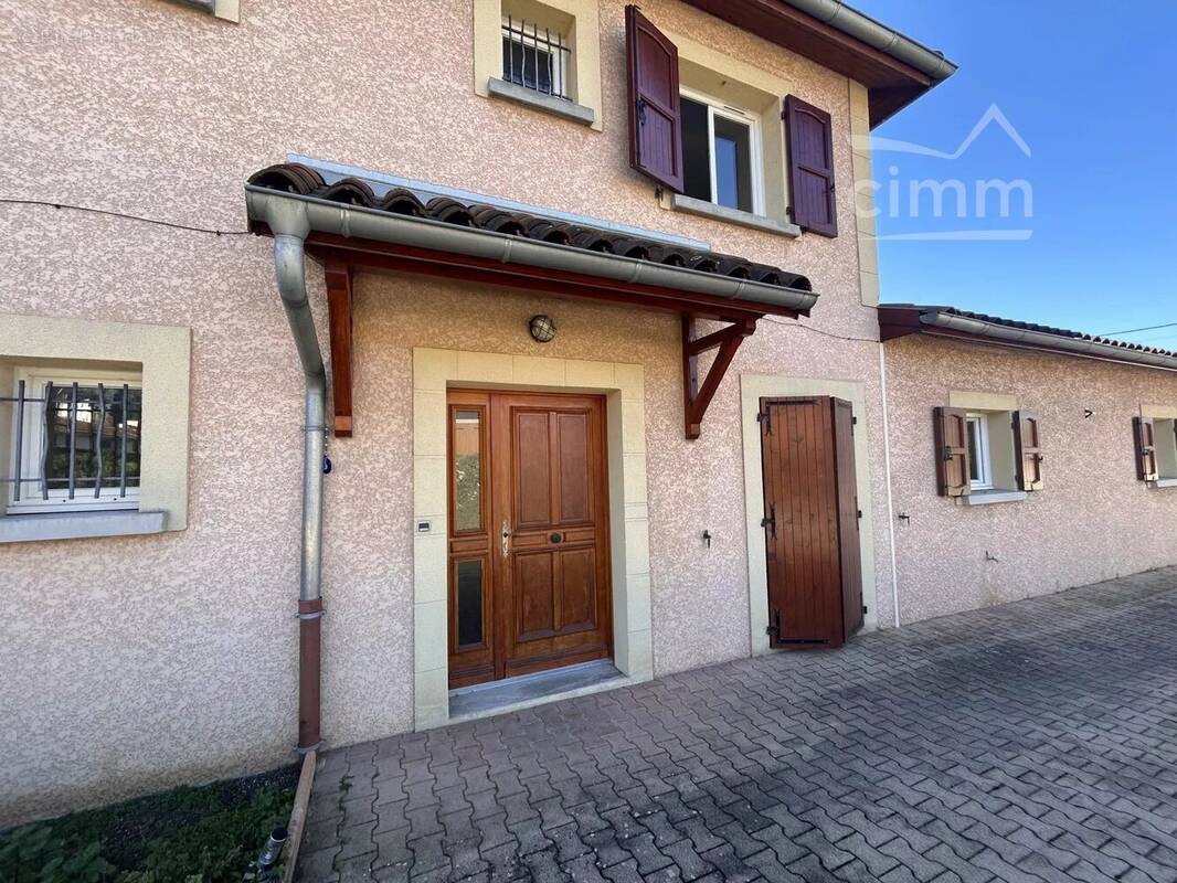 Maison à LE PEAGE-DE-ROUSSILLON