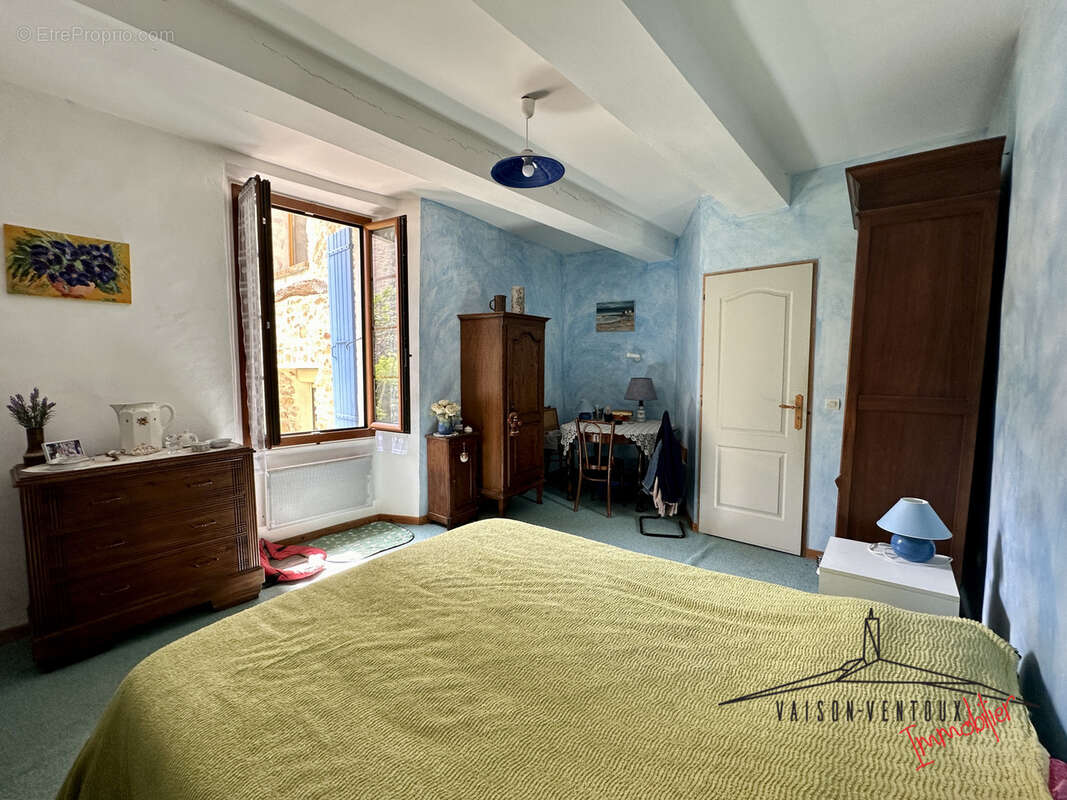 Maison à MIRABEL-AUX-BARONNIES