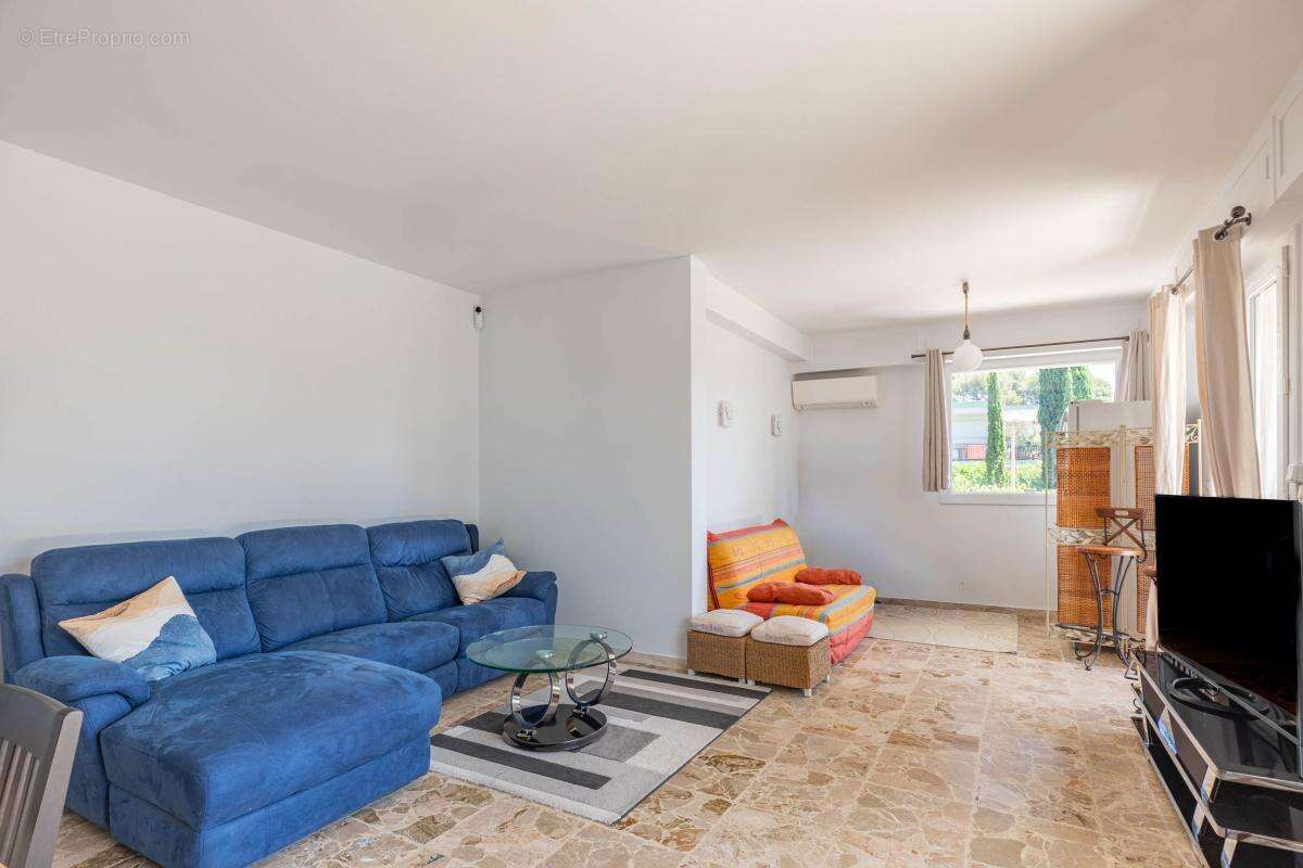 Appartement à SANARY-SUR-MER