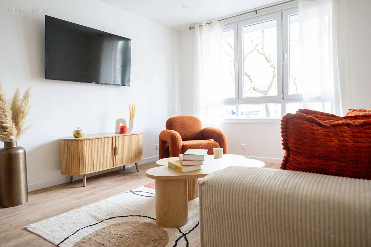 Appartement à PARIS-11E