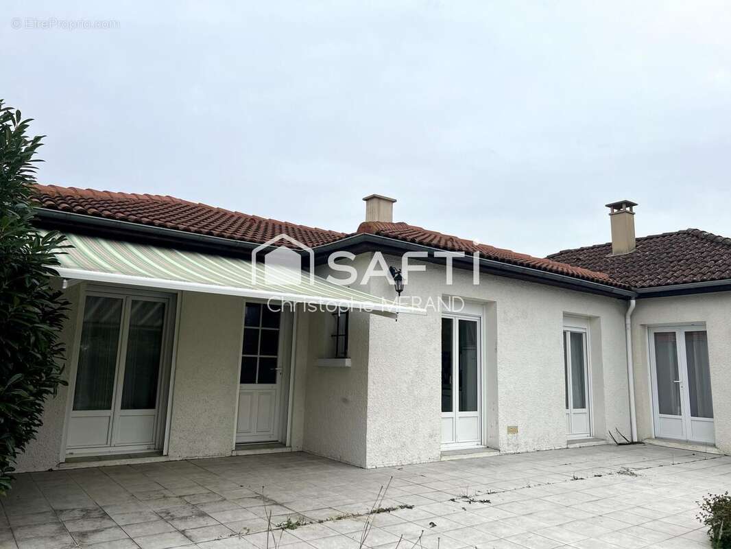 Photo 3 - Maison à INGRANDES