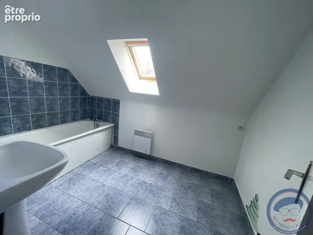 FEUGUEROLLES-BULLY Maison de 2006 avec 3 chambres. 267 500 euros FAI. - photo 13