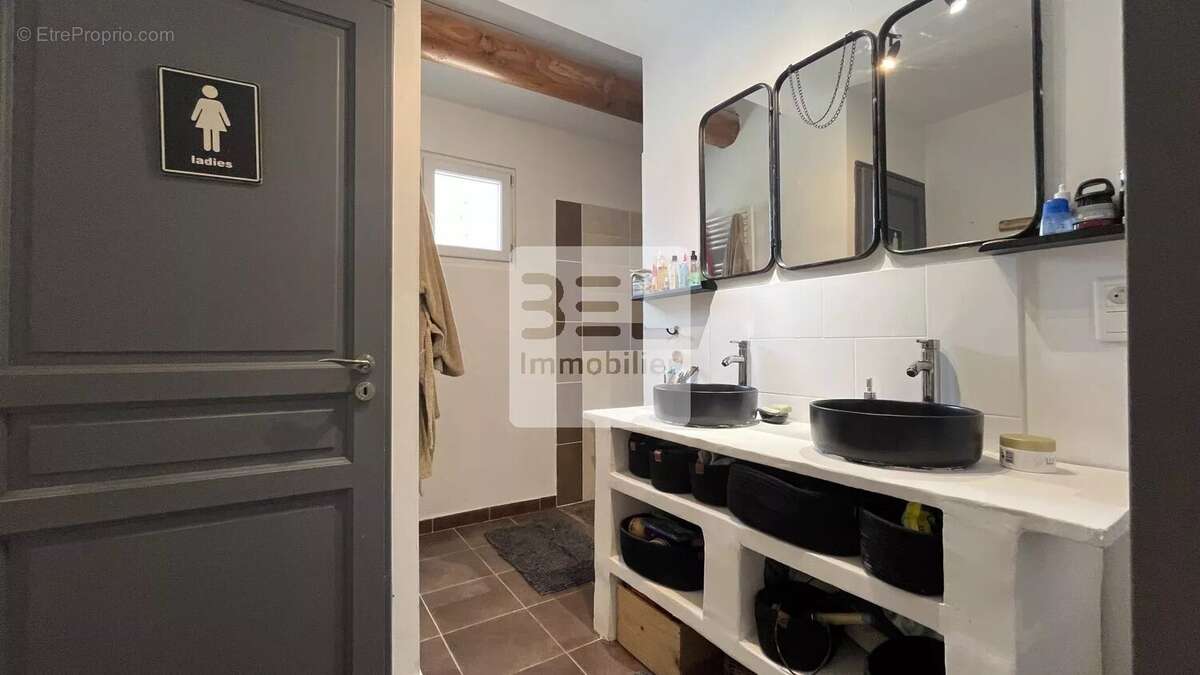 Maison à SUZE-LA-ROUSSE