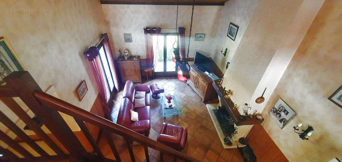 Maison à VOEUIL-ET-GIGET