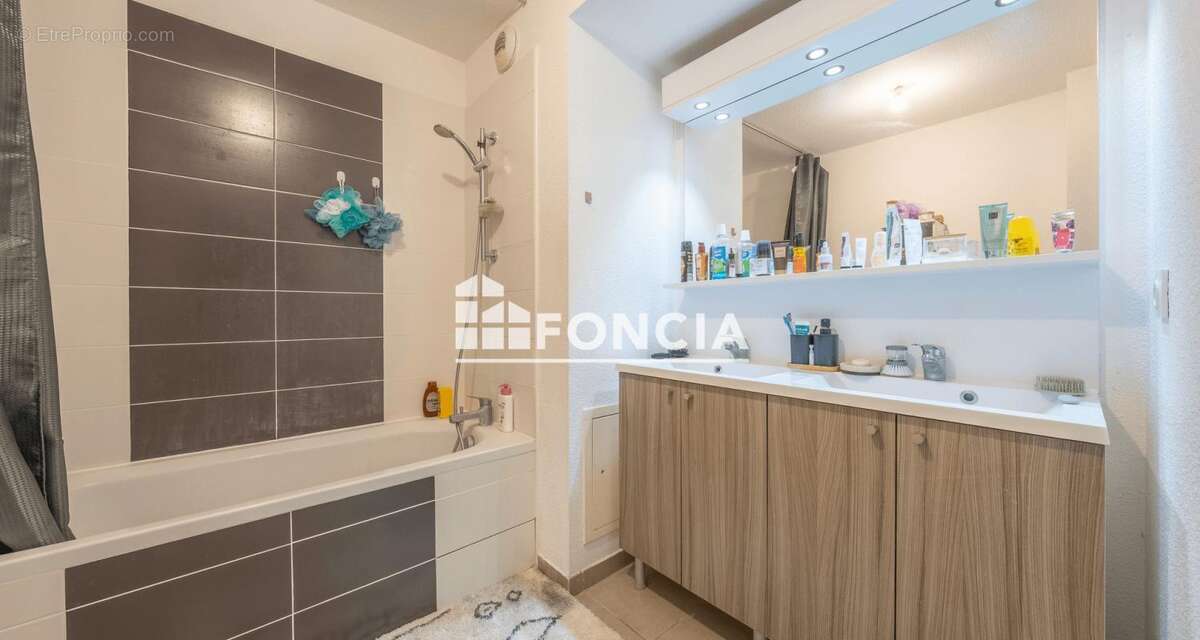 Appartement à CENON