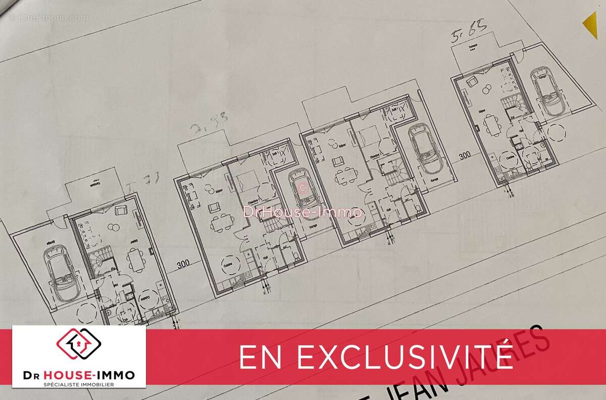 Maison à QUAROUBLE