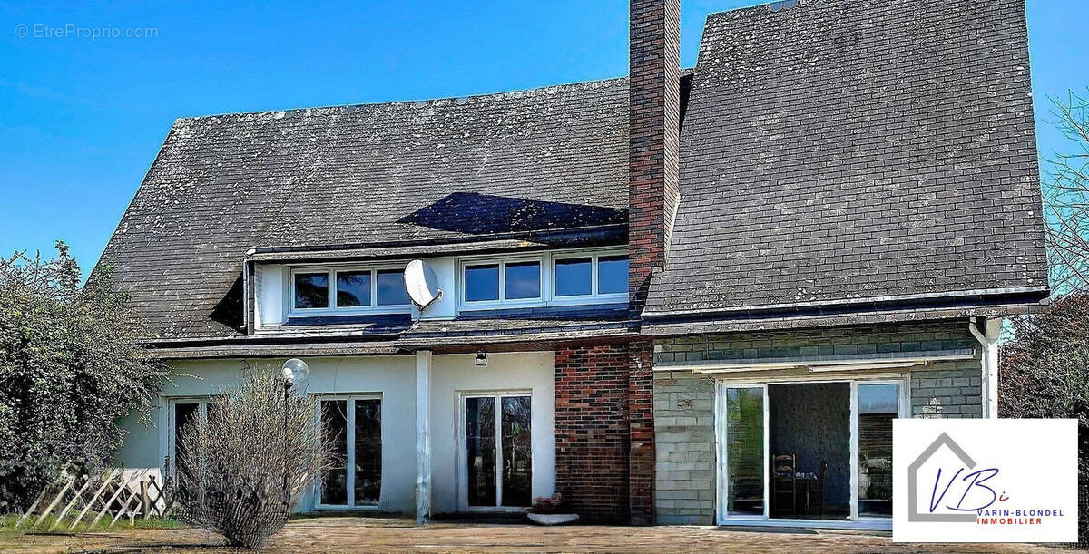 Maison à LILLEBONNE