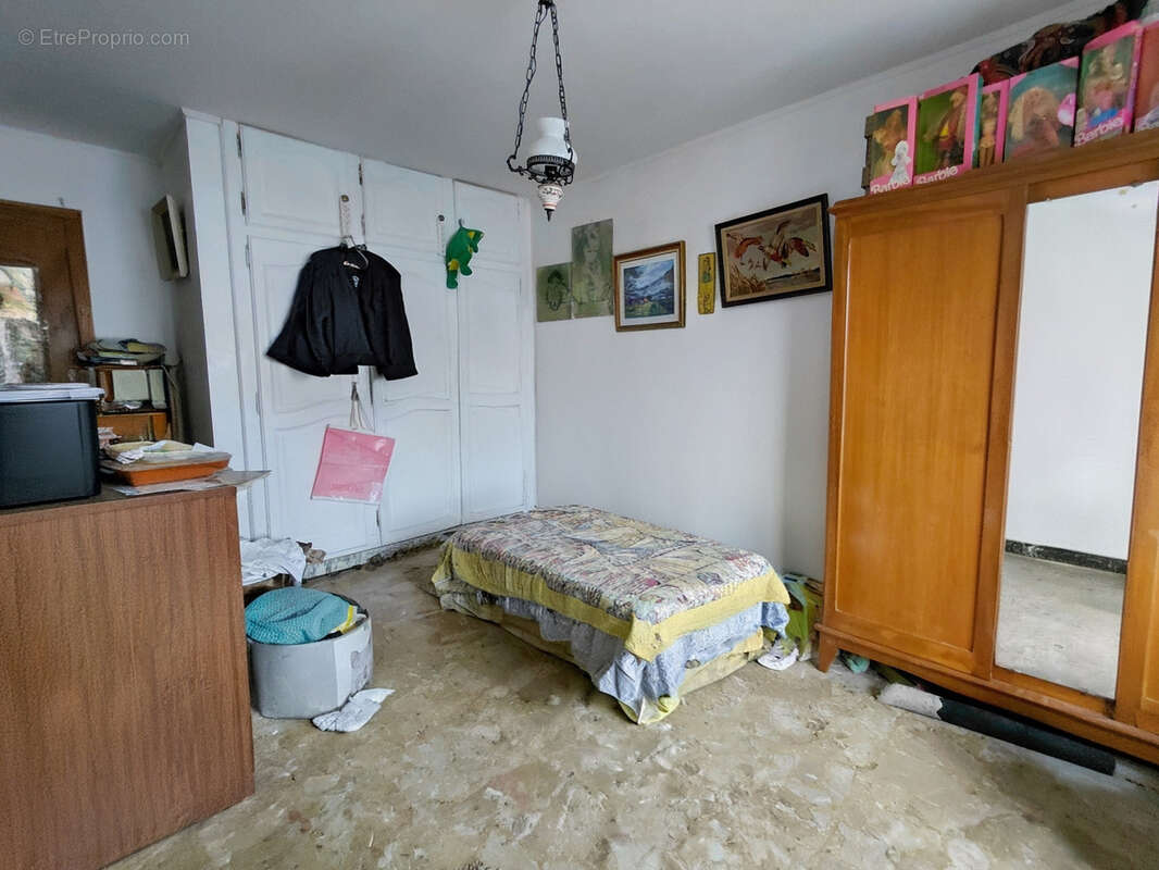 Autre à SAINT-RAPHAEL