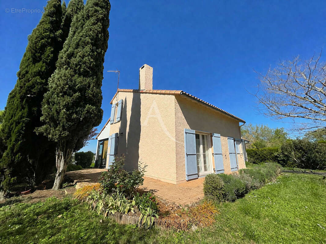 Maison à BUXEROLLES