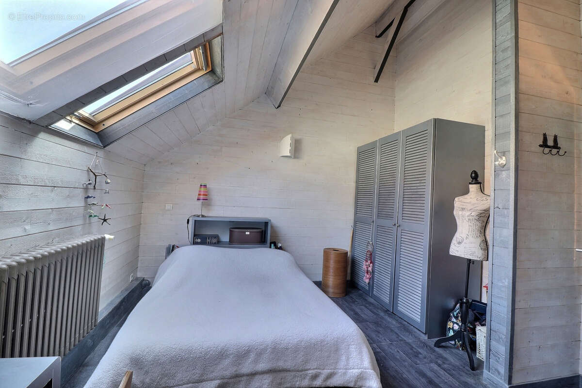 Maison à SAINT-NOM-LA-BRETECHE