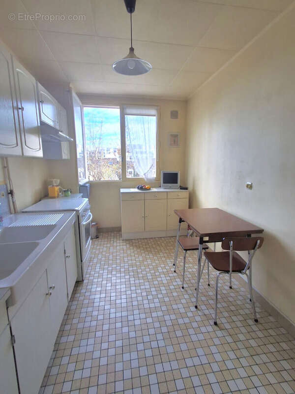 Appartement à RUEIL-MALMAISON