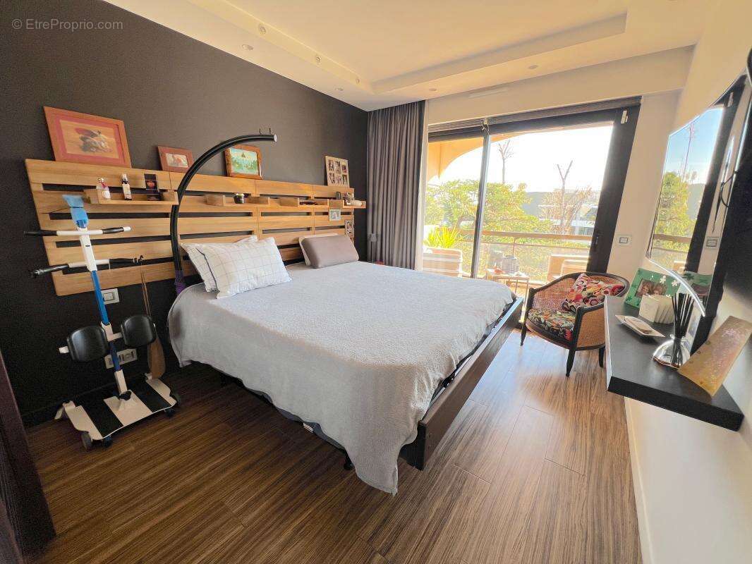 Appartement à VILLENEUVE-LOUBET