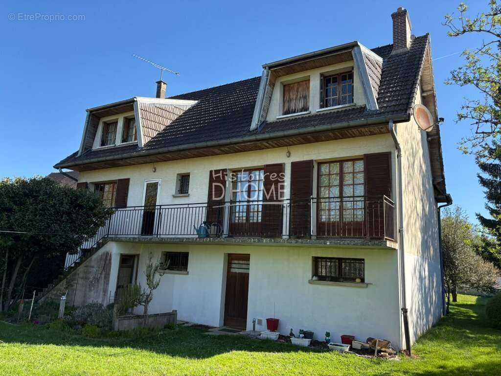 Maison à COULOMMIERS