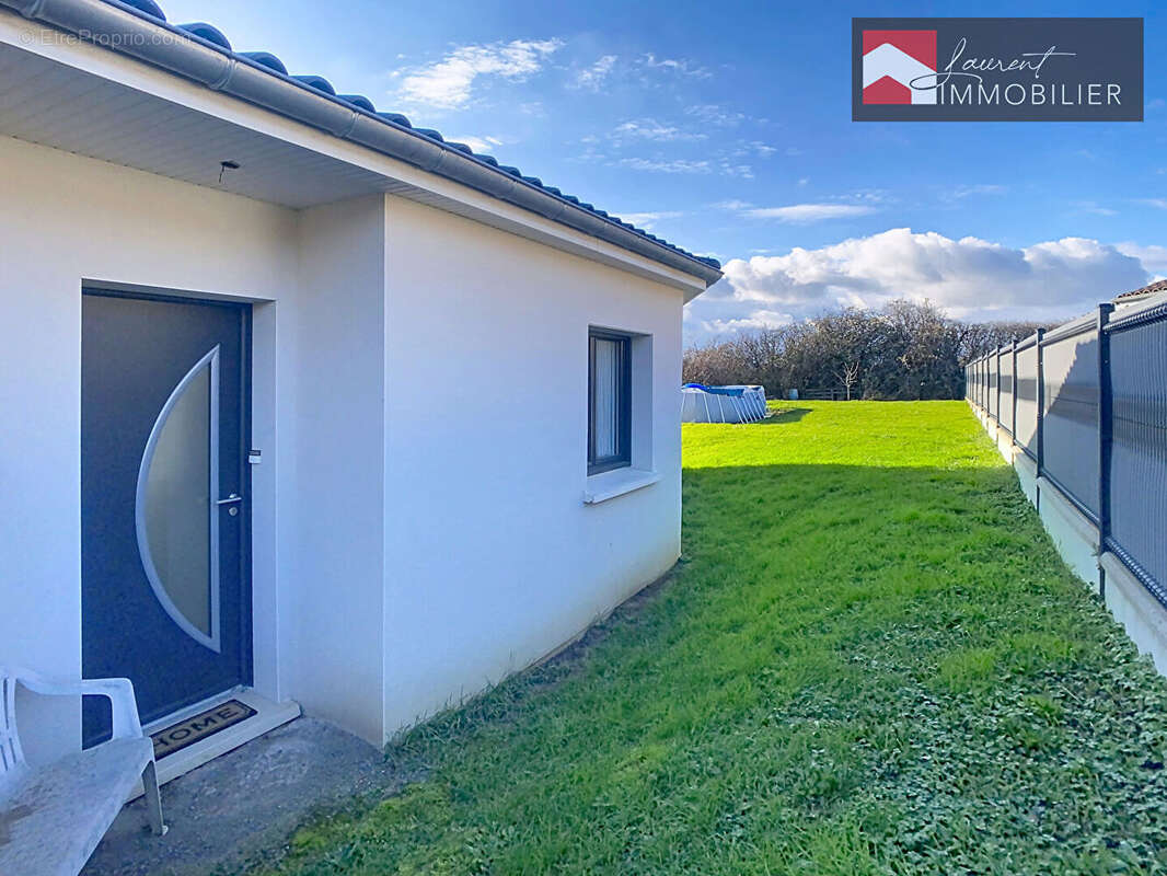 Maison à PONT-DE-VAUX