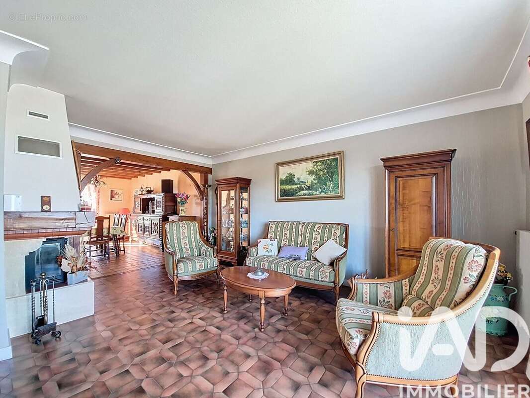 Photo 9 - Maison à CERNUSSON