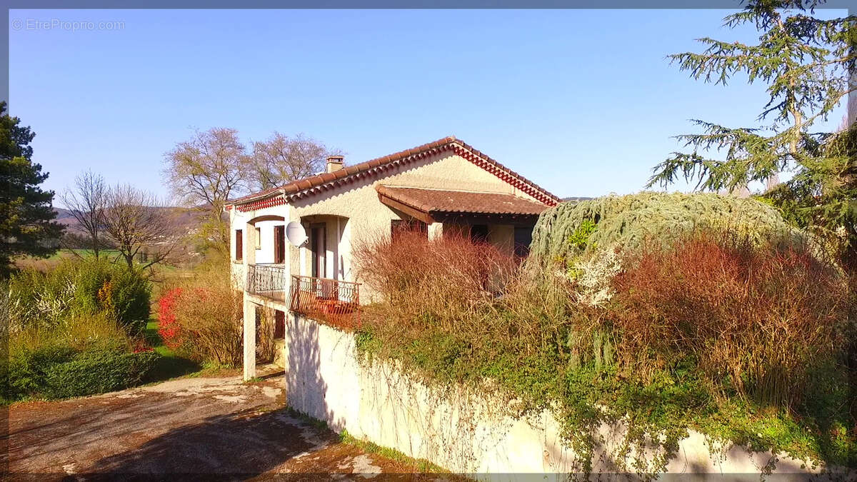 Maison à VERNOUX-EN-VIVARAIS