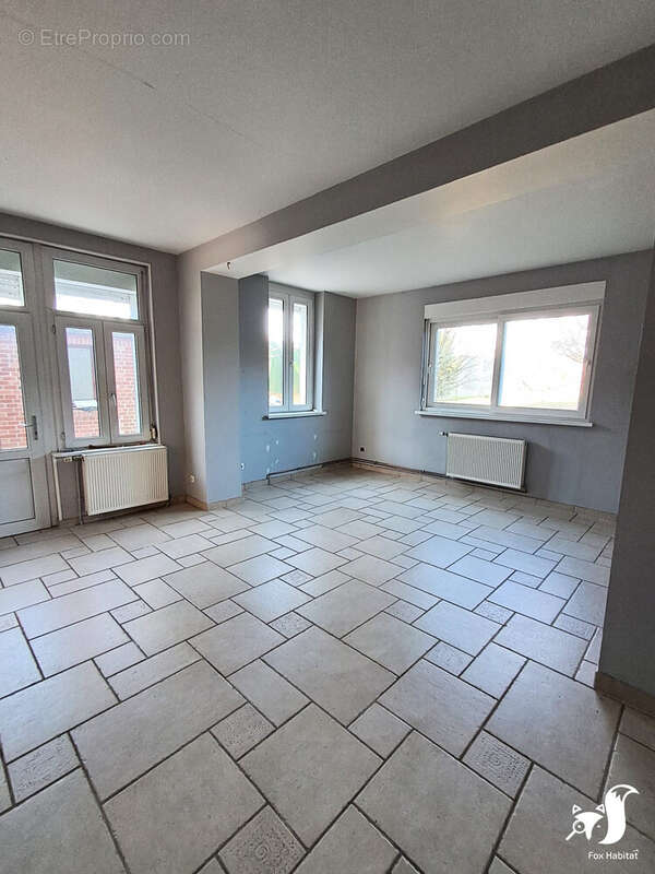 Maison à NEUVILLE-SAINT-REMY