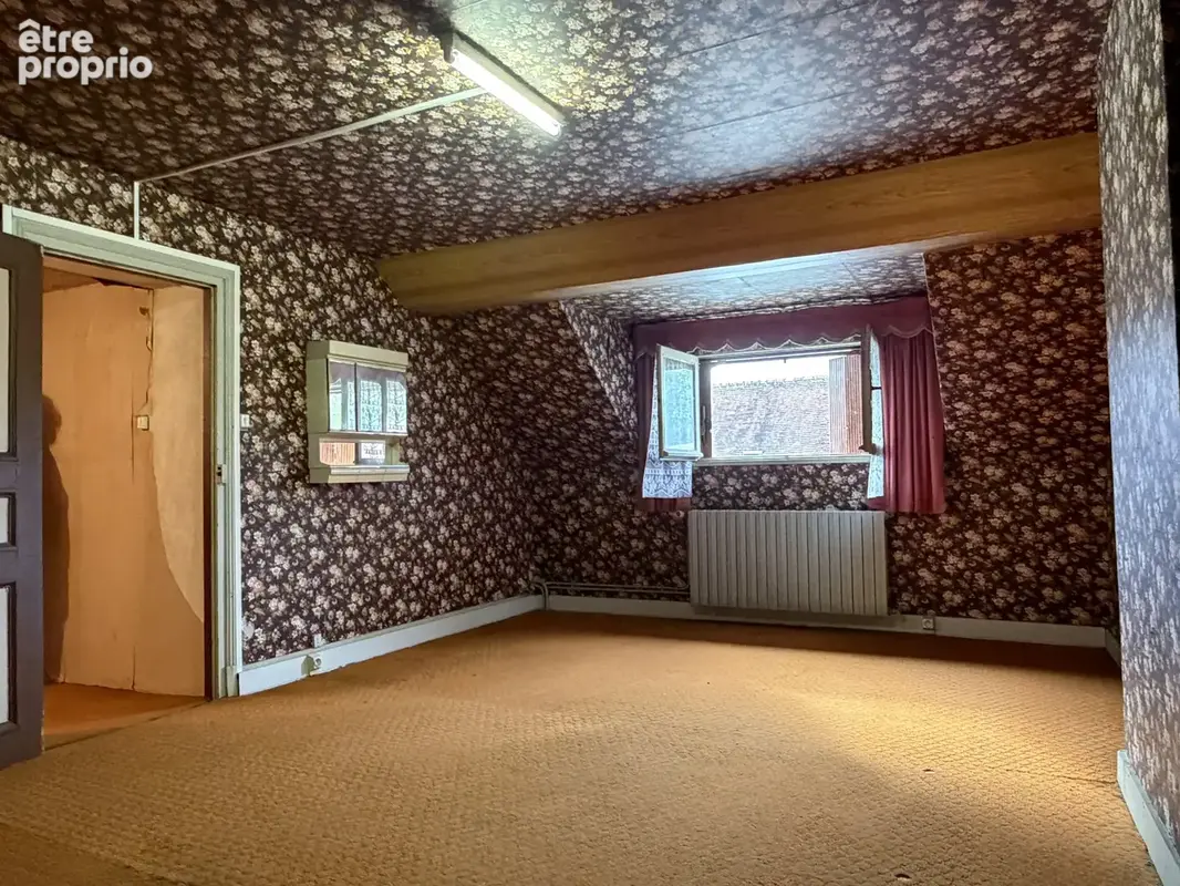Maison en pierre de 160 m2 avec terrain clos et arboré   Villers-Saint-Sépulcre - photo 10