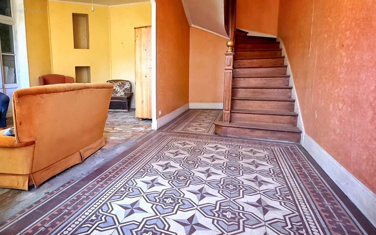 Propriété en centre ville avec un énorme potentiel - photo 5