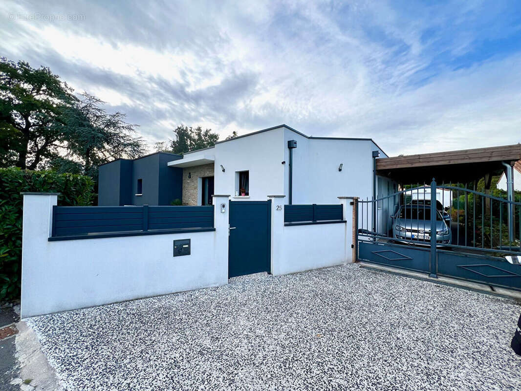 Maison à BASSE-GOULAINE