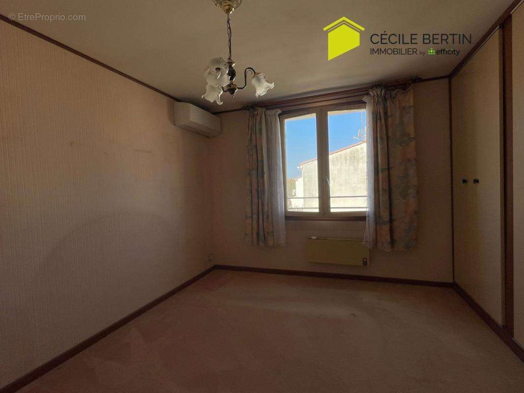 Maison 90 m² à Saintes-Maries-De-La-Mer  - photo 7