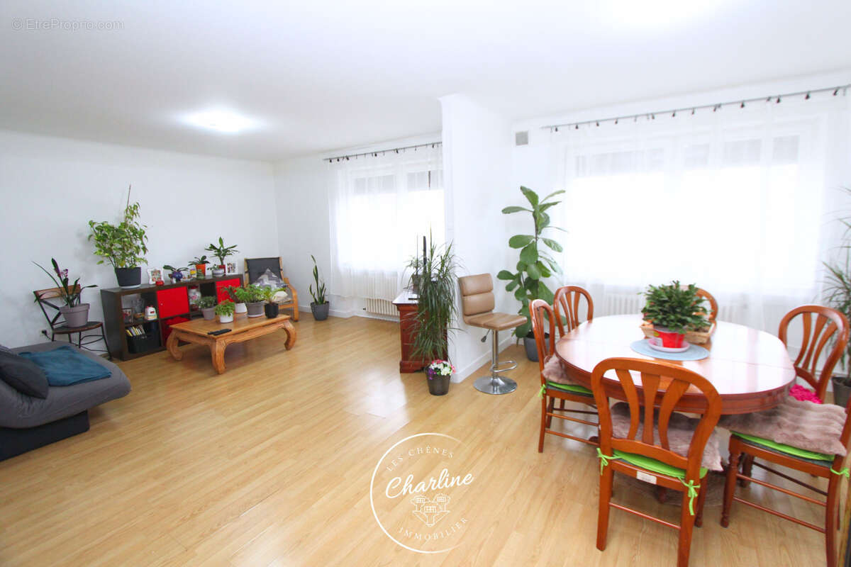 Appartement à SAINTE-MARIE-AUX-CHENES