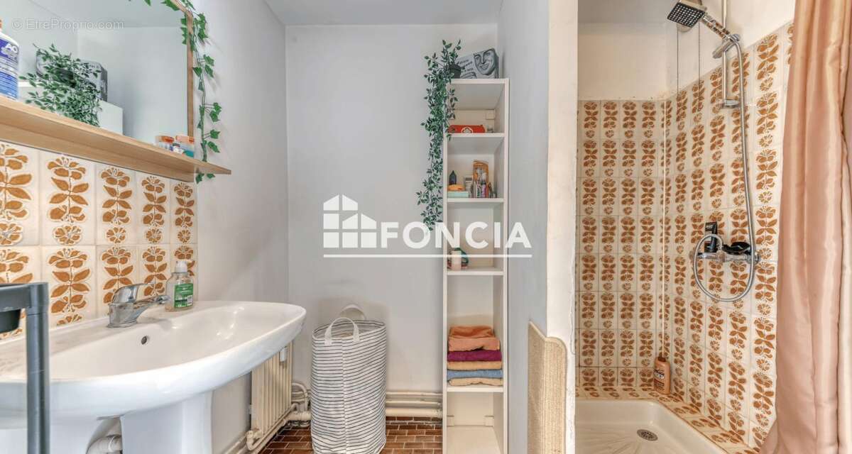 Appartement à VILLEURBANNE