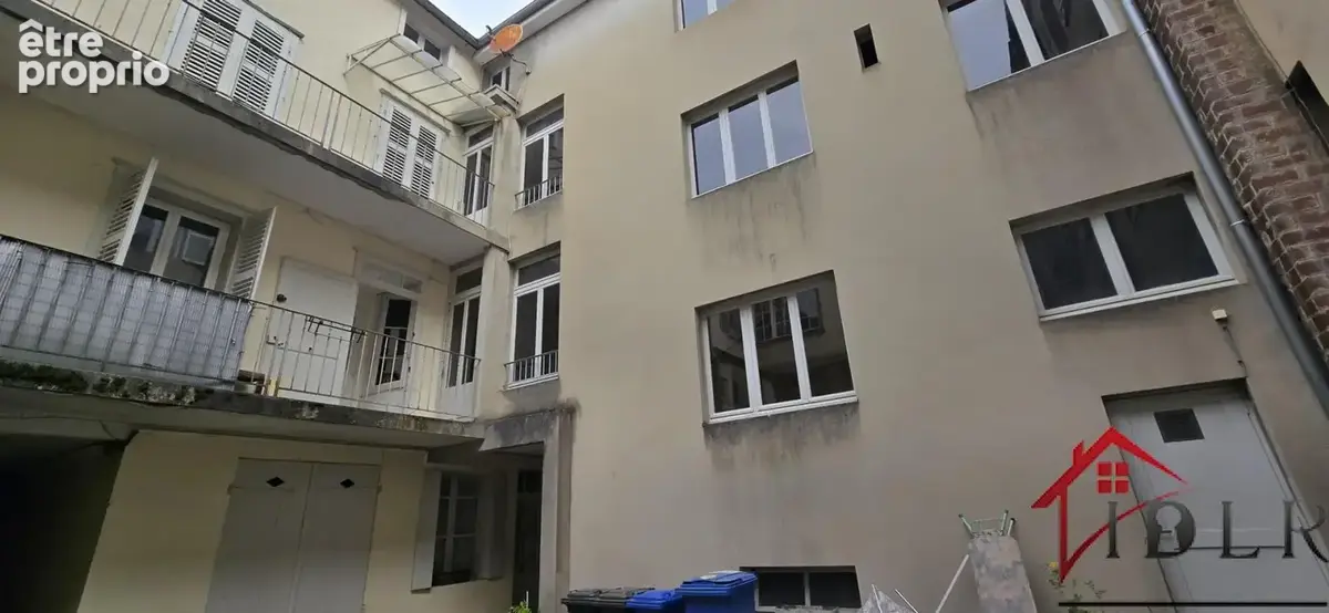 SALINS LES BAINS, Centre-Ville . Immeuble de rapport  289 m2 - photo 21