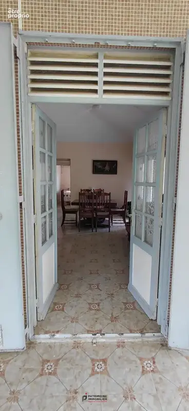 Maison de type t4 + t2 a vendre sur un terrain de 1290 m2 a sainte-rose - photo 10