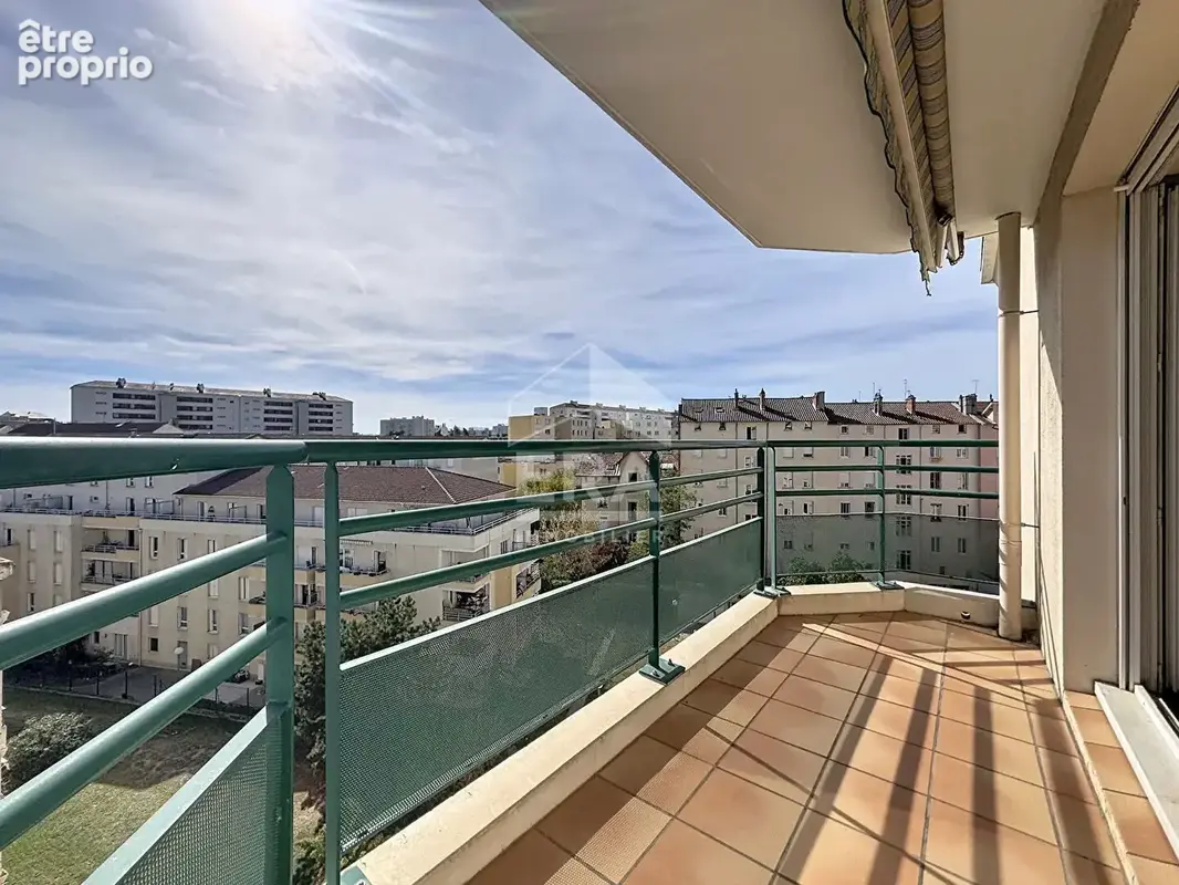 Appartement à VILLEURBANNE