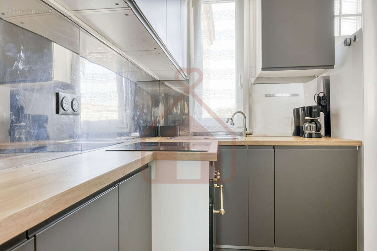 Appartement à IVRY-SUR-SEINE