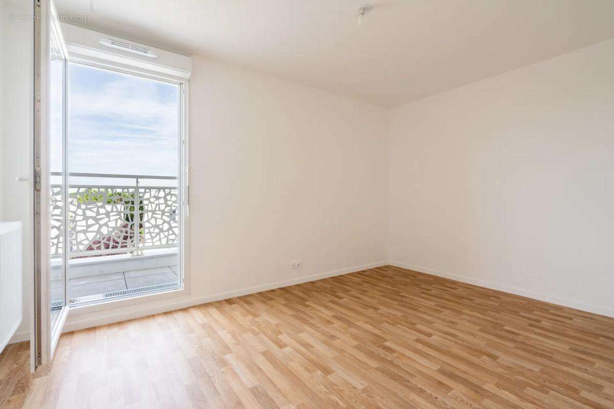 Appartement T4 - 80 m2 - Villiers-sur-Marne - photo 8