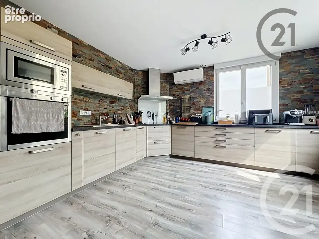 Maison 8 pièces 189 m² à vendre à Givry (08130) - photo 9